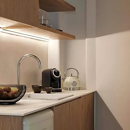 Apanemo & 2* Akrotírion