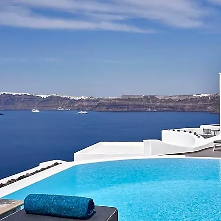Apanemo & Hotell 2*